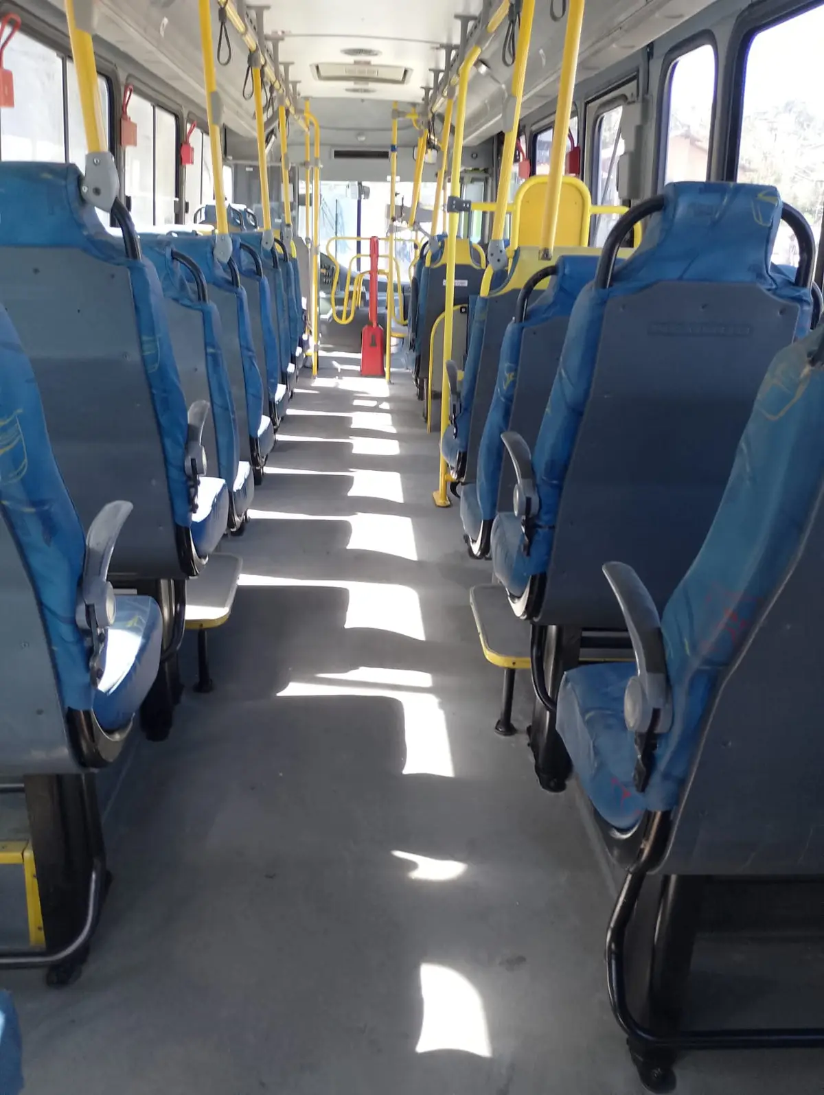 Neobus Mega plus, Mercedes-Benz OF-1721 (208cv), 2016 — foto 8