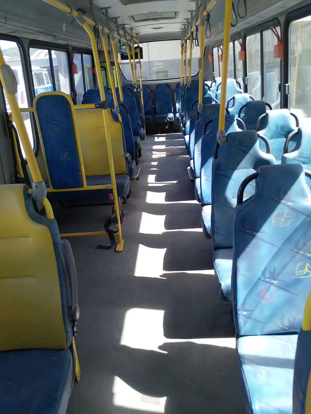 Neobus Mega plus, Mercedes-Benz OF-1721 (208cv), 2016 — foto 7