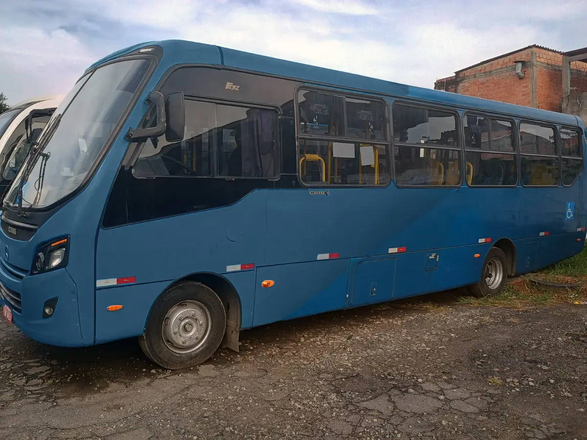 Caio F2400, Mercedes-Benz LO-916 (156cv), 2017 — foto 2