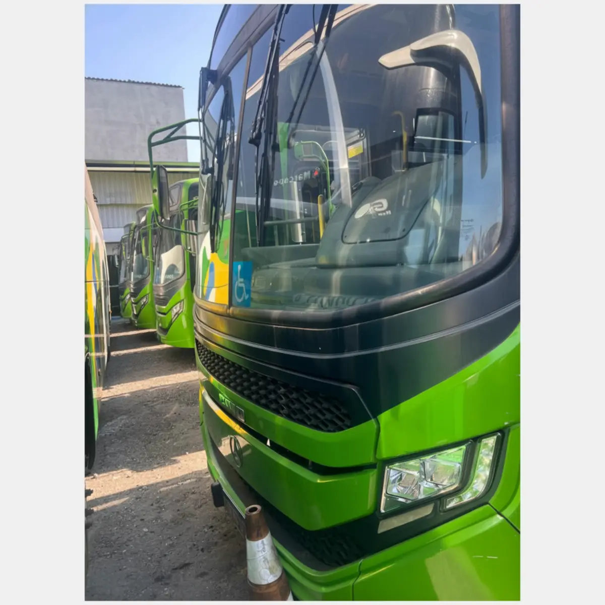 Caio Apache Vip V, Mercedes-Benz OF-1721 (208cv), 2022 — foto 3