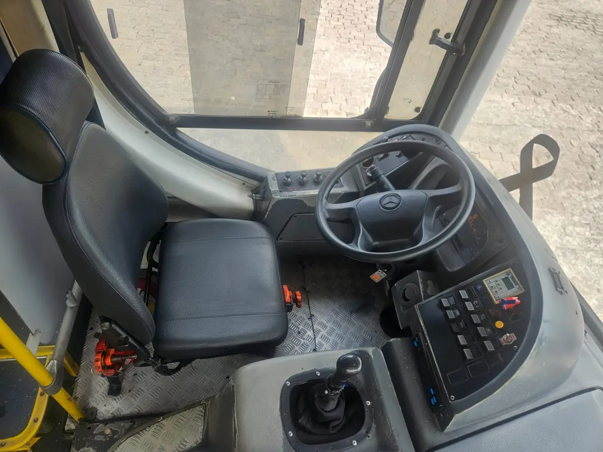 Caio Apache Vip IV, Mercedes-Benz OF-1721 (208cv), 2014 — foto 5