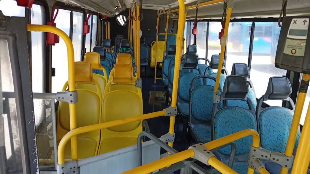 Neobus Thunder+ III, Mercedes-Benz LO-916 (156cv), 2019 — foto 6