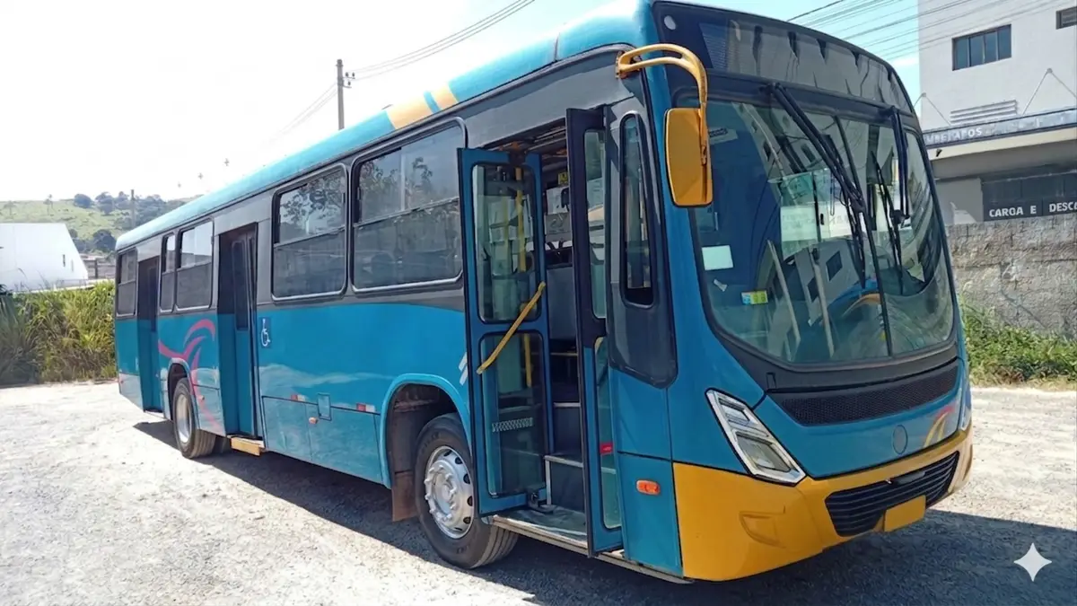 Marcopolo Torino G7, Mercedes-Benz OF-1721L (208cv), 2021 — foto 2