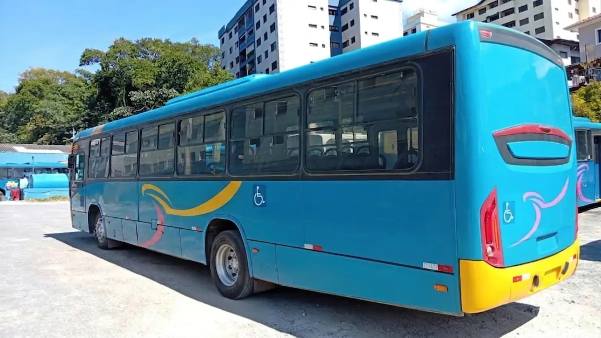 Marcopolo Torino G7, Mercedes-Benz OF-1721L (208cv), 2021 — foto 4