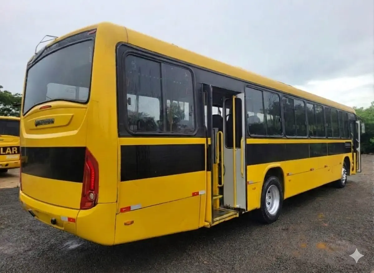 Marcopolo Torino G7, Mercedes-Benz OF-1721 (208cv), 2015 — foto 4
