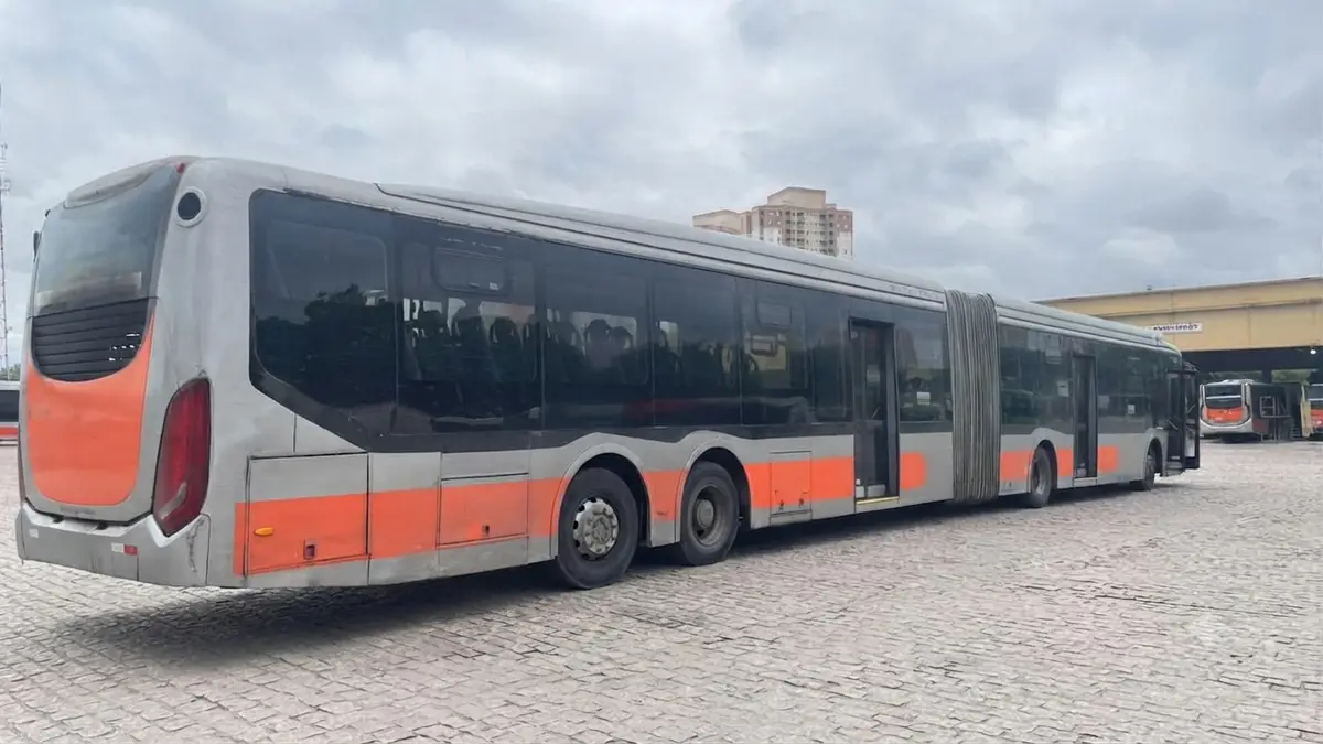 Caio Millennium BRT Superarticulado, Mercedes-Benz O-500UA 2836 (354cv), 2014 — foto 4