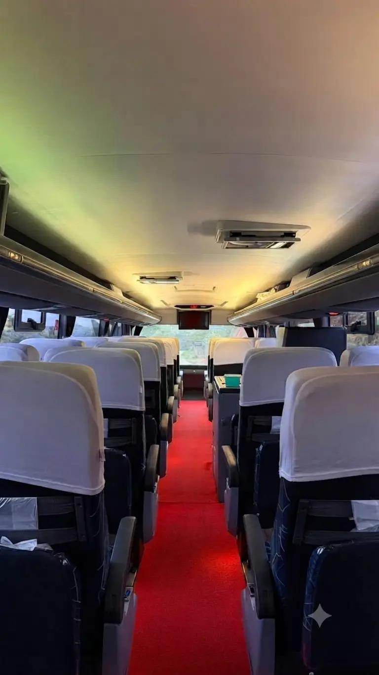 Busscar Vissta Buss DD, Scania K440IB 8x2 Rodoviário Low Driver e Double Decker, 2022 — foto 5