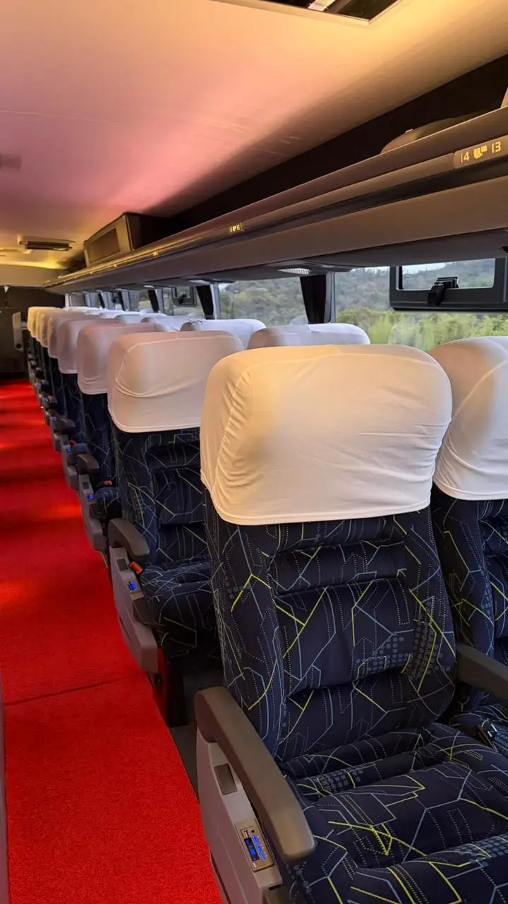 Busscar Vissta Buss DD, Scania K440IB 8x2 Rodoviário Low Driver e Double Decker, 2022 — foto 9