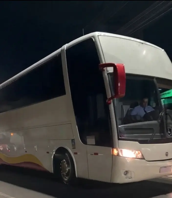 Busscar jumbuss 380, Mercedes-Benz O-400RSE (360cv), 2004