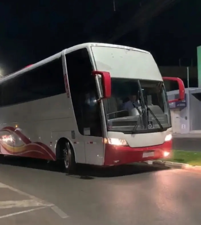 Busscar jumbuss 380, Mercedes-Benz O-400RSE (360cv), 2004 — foto 2