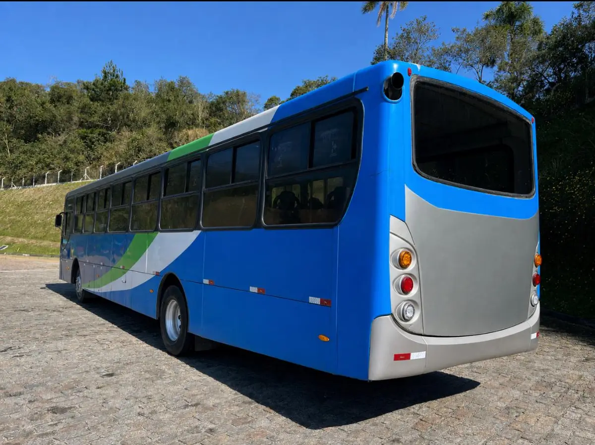 Caio Apache Vip III, Mercedes-Benz OF-1721 (208cv), 2013 — foto 4