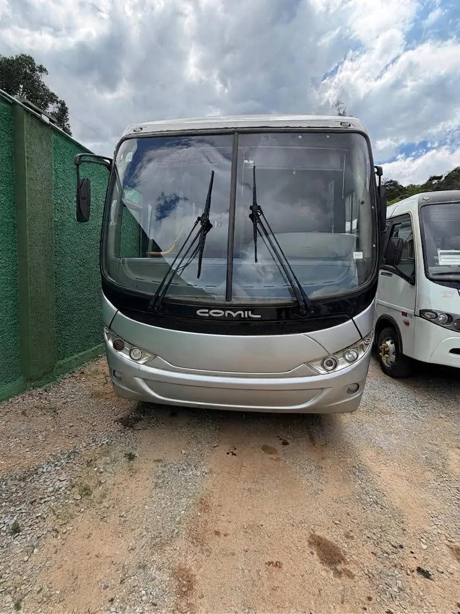 Comil Versatile Gold, Mercedes-Benz OF-1721 (208cv), 2022 — foto 1