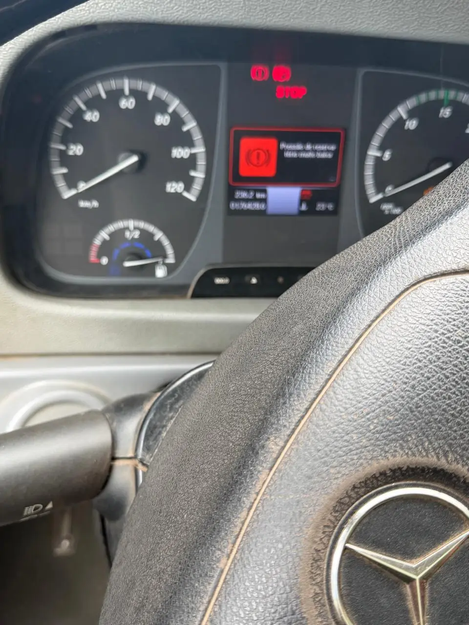 Comil Versatile Gold, Mercedes-Benz OF-1721 (208cv), 2022 — foto 8