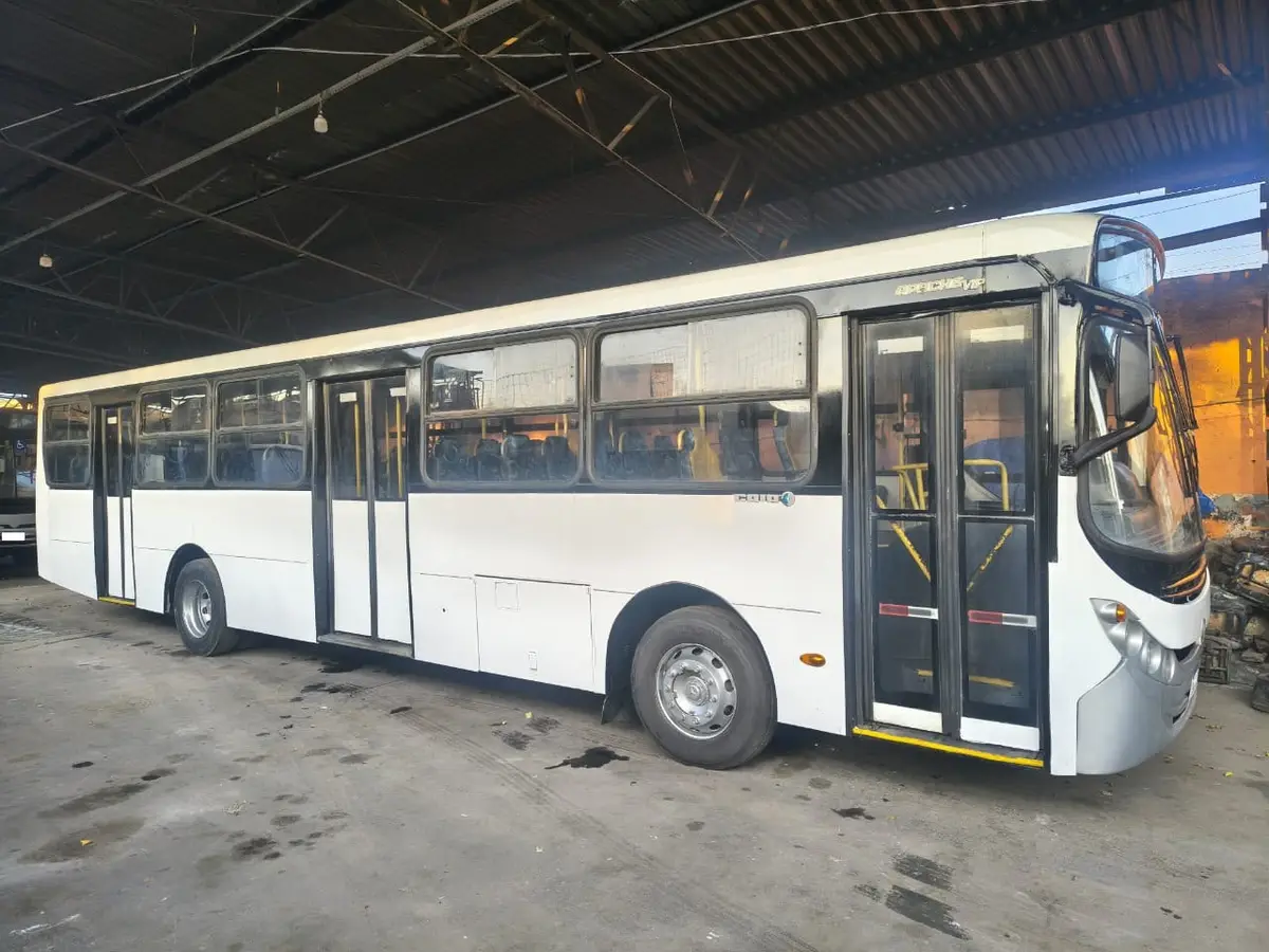 Caio Apache Vip II, Mercedes-Benz OF-1721 (208cv), 2012 — foto 2