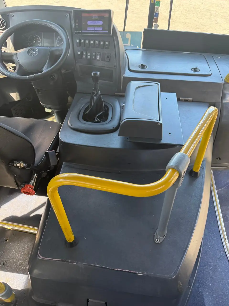 Marcopolo Torino S, Mercedes-Benz OF-1724 (238cv), 2023 — foto 4