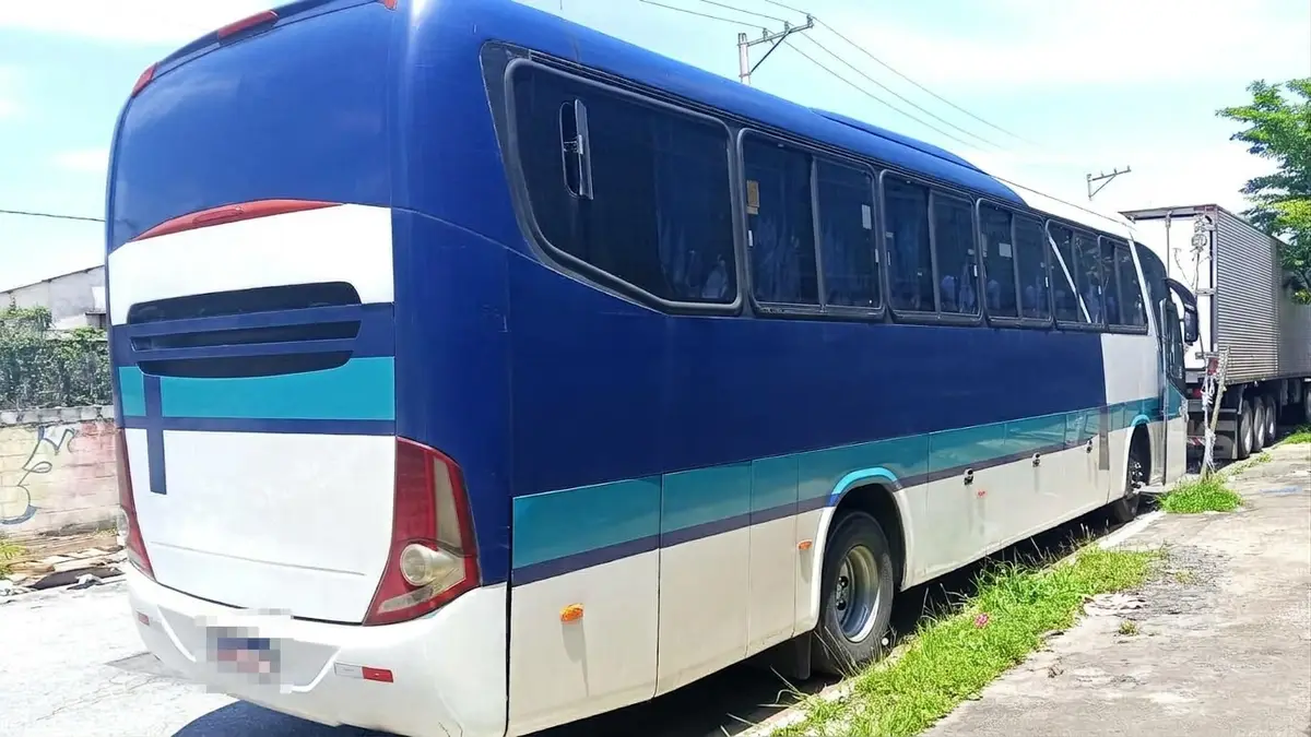 Marcopolo Viaggio G7 900, Mercedes-Benz O-500M 1726 + Buggy (260cv), 2011 — foto 3