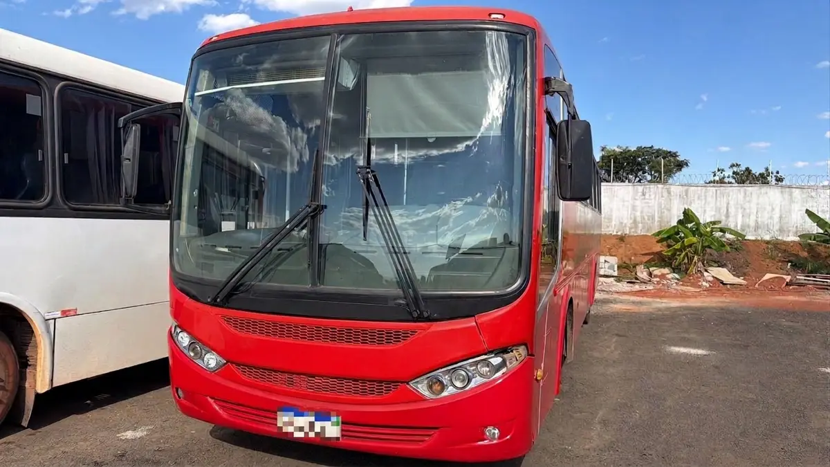 Comil Campione 3.25, Mercedes-Benz OF-1722 (218cv), 2012 — foto 2