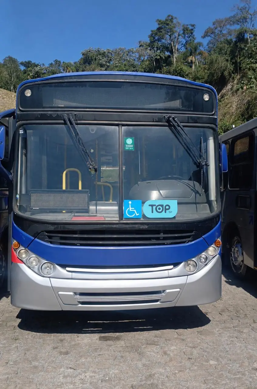 Caio Apache Vip III, Mercedes-Benz OF-1721 (208cv), 2014 — foto 1