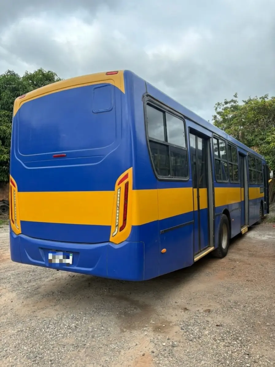 Caio Apache Vip III, Mercedes-Benz OF-1721 (208cv), 2015 — foto 3