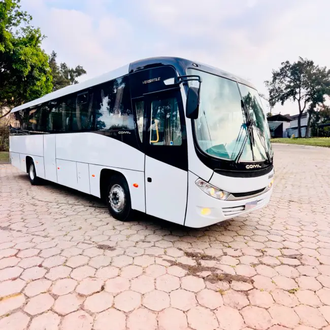 Comil Versatille Gold, Iveco 170S28 F (Fretamento), 2023