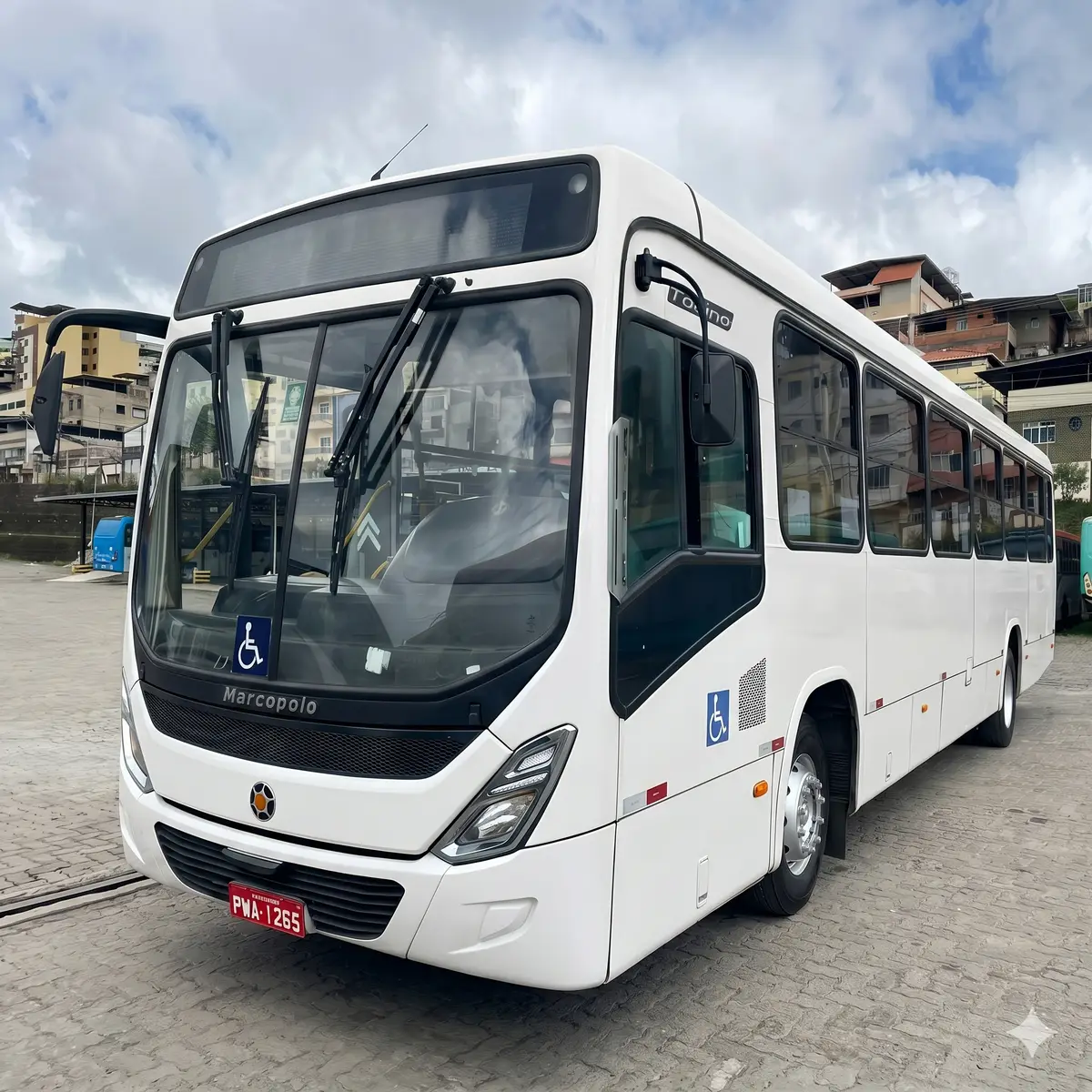 Marcopolo Torino G7, Mercedes-Benz OF-1721 (208cv), 2014 — foto 1