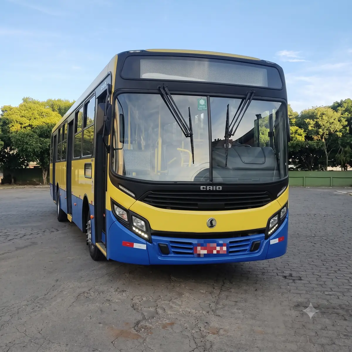 Caio Apache Vip IV, Mercedes-Benz OF-1721 (208cv), 2017 — foto 3