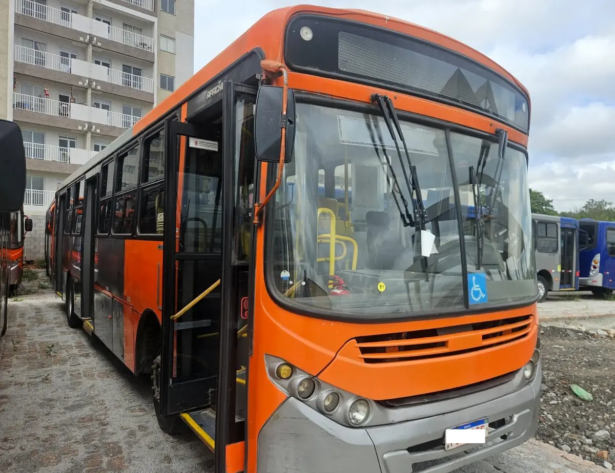 Caio Apache Vip III, Mercedes-Benz OF-1721 (208cv), 2014 — foto 2