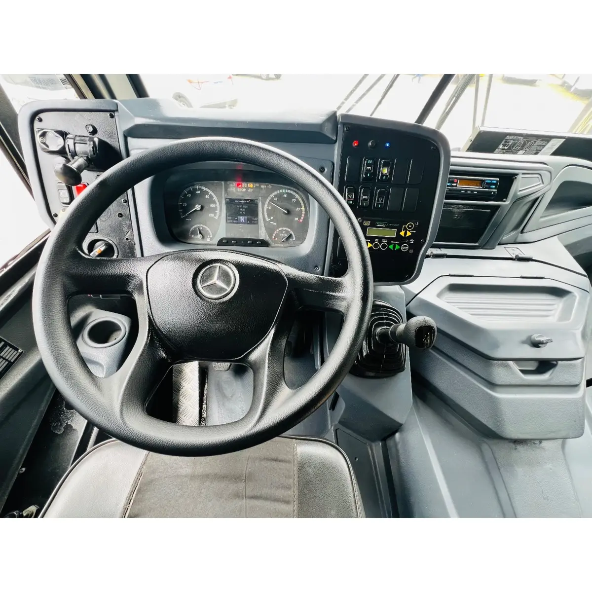 Caio F2400, Mercedes-Benz LO-916 (156cv), 2020 — foto 17