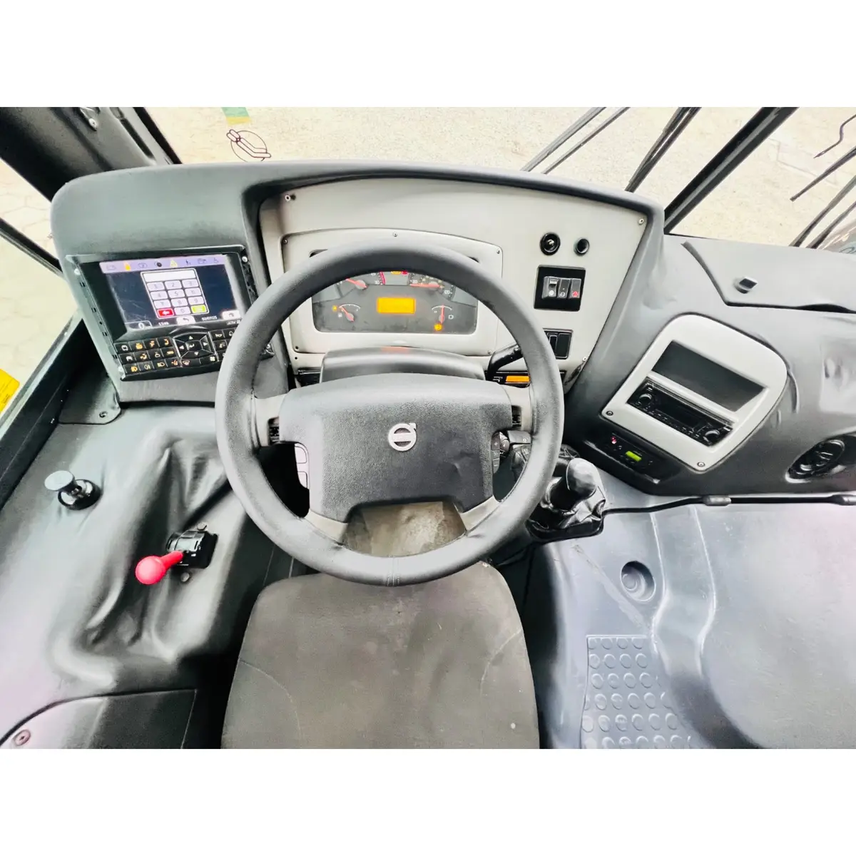 Irizar i6 (3,50m), Volvo B270F 4x2, 2014 — foto 12