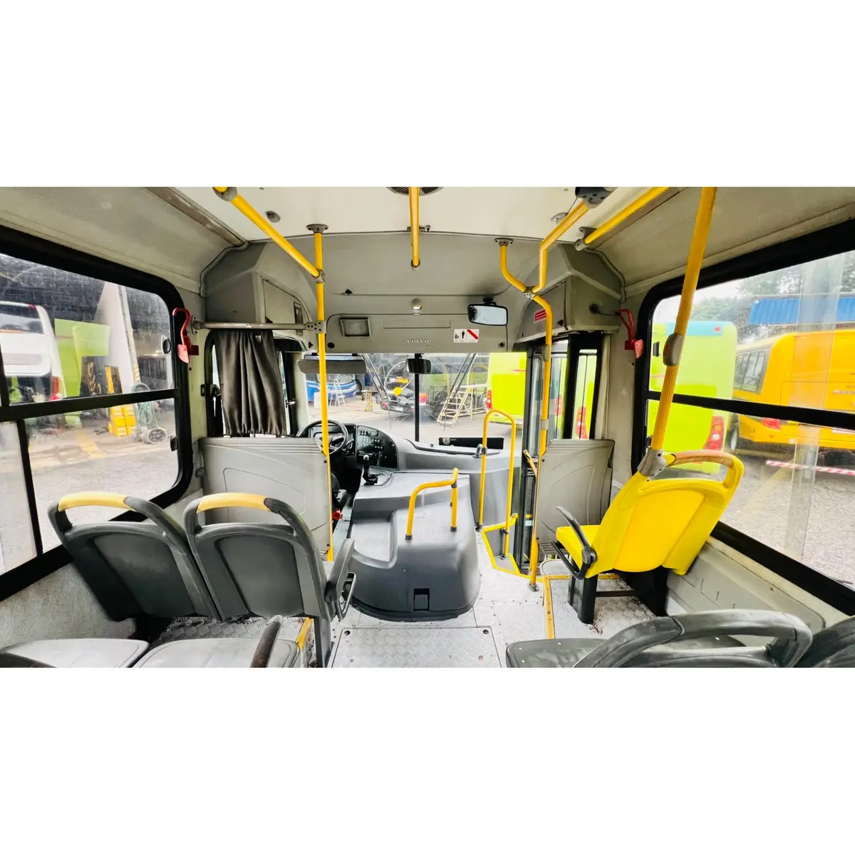Neobus Spectrum Intercity, Volvo B270F 4x2, 2015 — foto 12