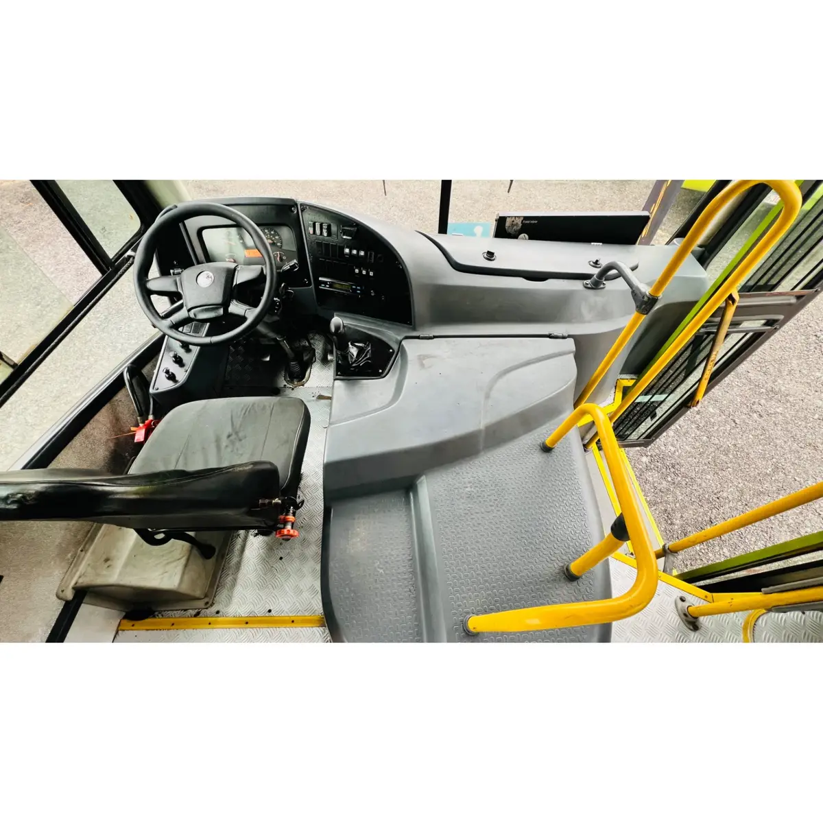 Neobus Spectrum Intercity, Volvo B270F 4x2, 2015 — foto 14