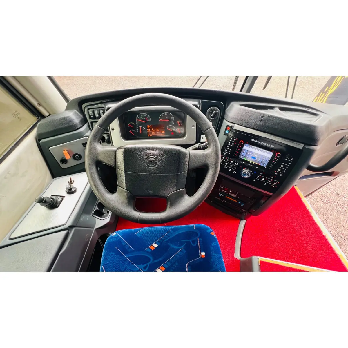 Neobus New Road N10 380, Volvo B420R 6x2, 2014 — foto 7