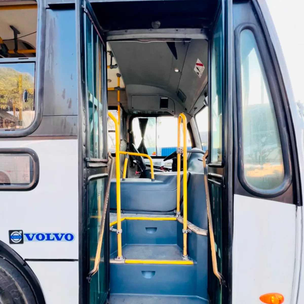 Neobus Spectrum Intercity, Volvo B270F 4x2, 2015 — foto 11