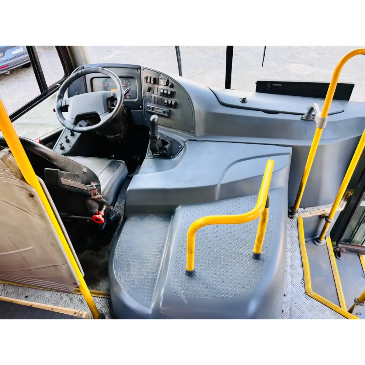 Neobus Spectrum Intercity, Volvo B270F 4x2, 2015 — foto 14