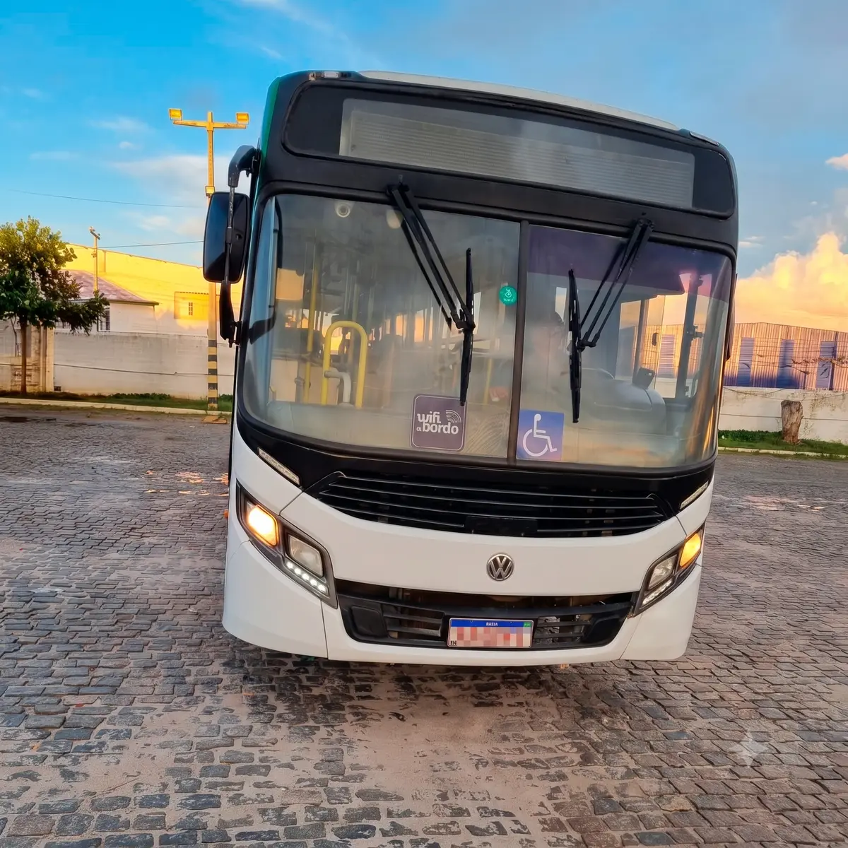 Caio Apache Vip IV, Volkswagen 17.230 OD, 2015 — foto 3