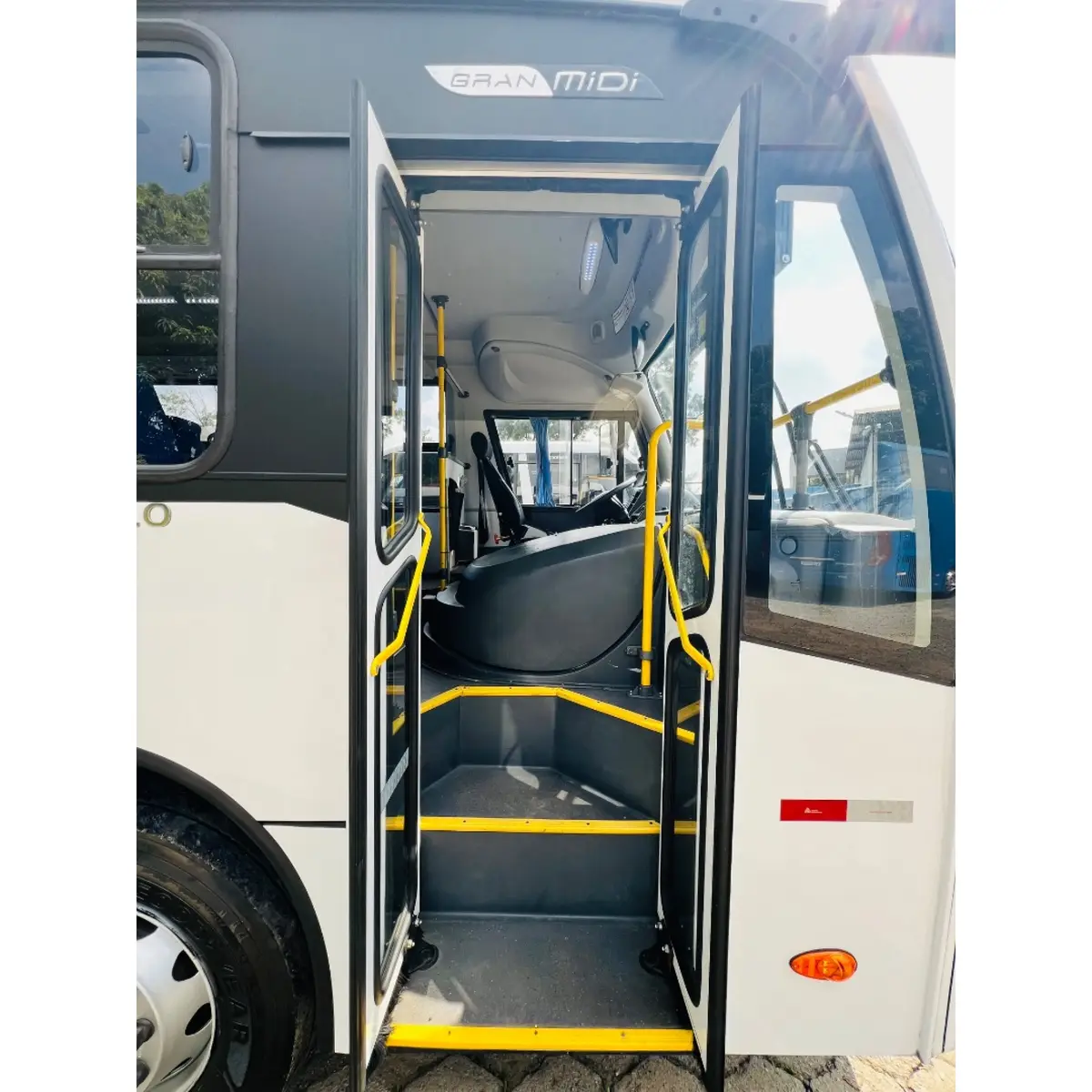 Mascarello Gran Midi, Volkswagen 15210, 2023 — foto 9