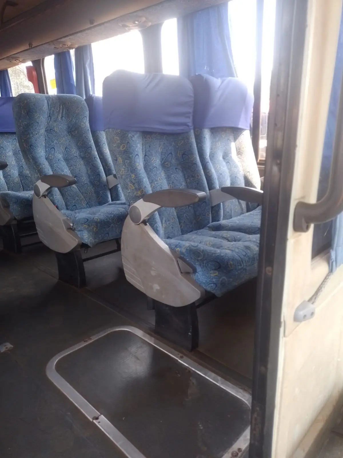 Comil Versatile, Volvo B270F 4x2, 2012 — foto 6