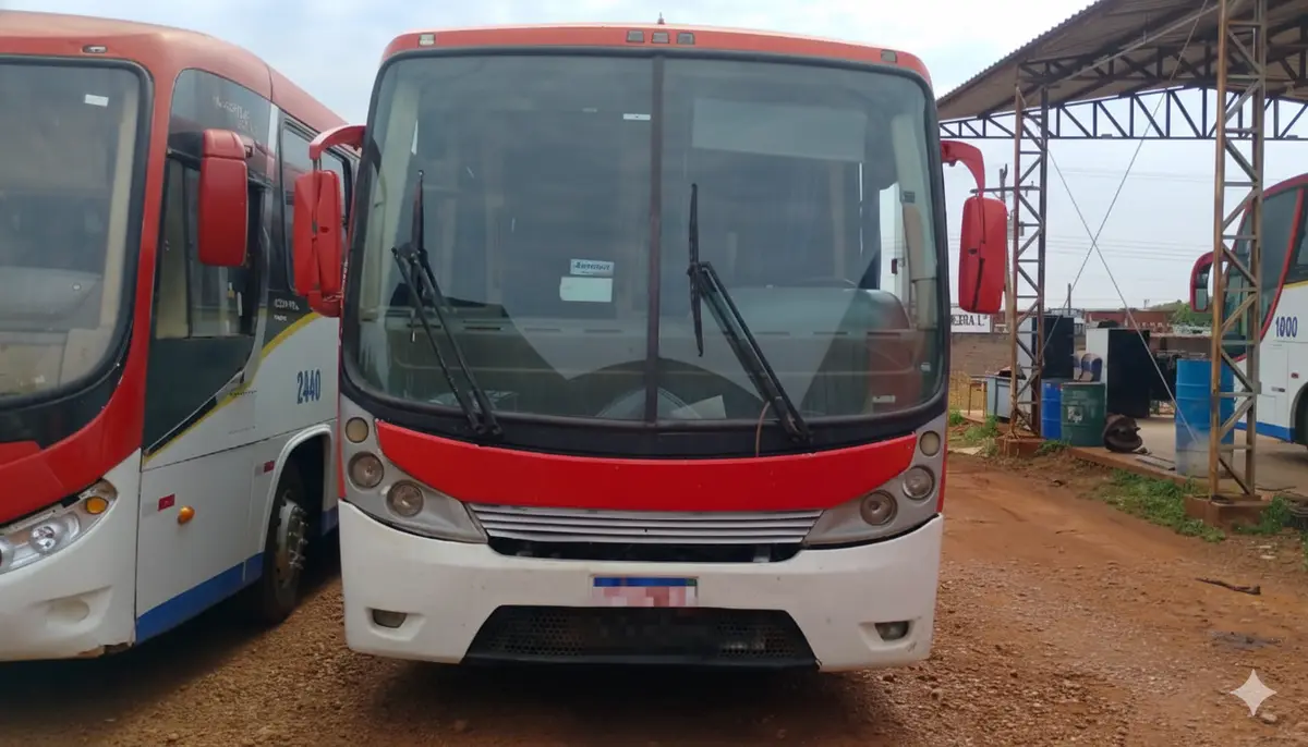 Comil Versatile, Volvo B270F 4x2, 2012 — foto 3
