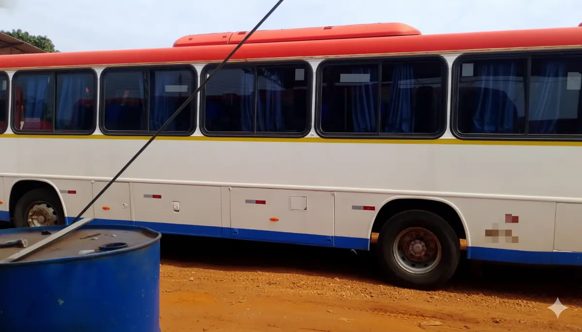 Comil Versatile, Volvo B270F 4x2, 2012 — foto 2