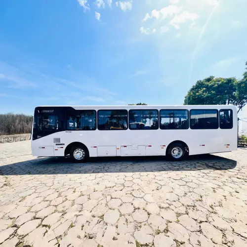 Caio Apache Vip V, Mercedes-Benz OF-1721 (208cv), 2022 — foto 4