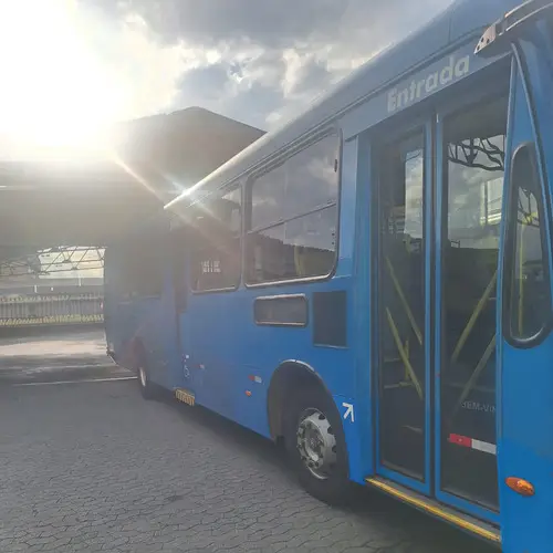 Neobus Mega plus, Mercedes-Benz OF-1721 (208cv), 2015 — foto 6