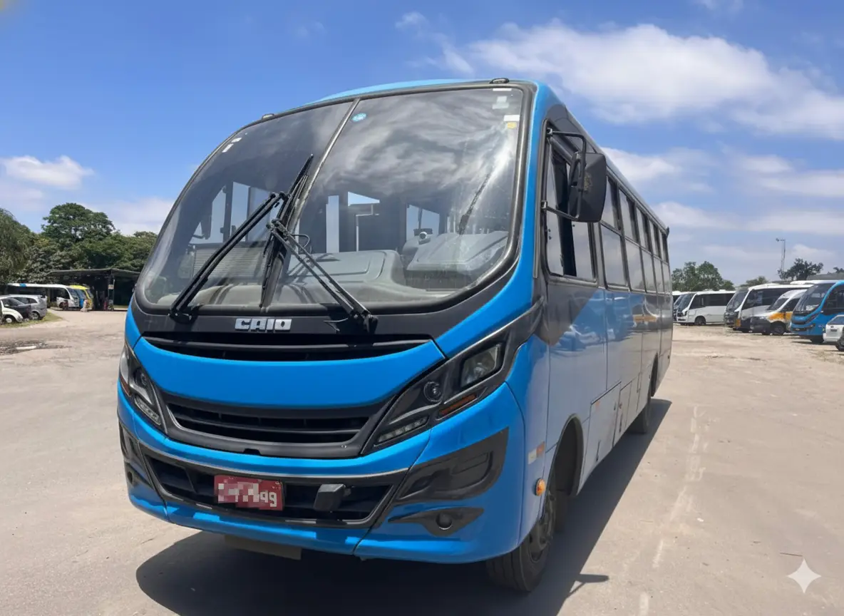 Caio Foz, Mercedes-Benz LO-916 (156cv), 2017 — foto 4