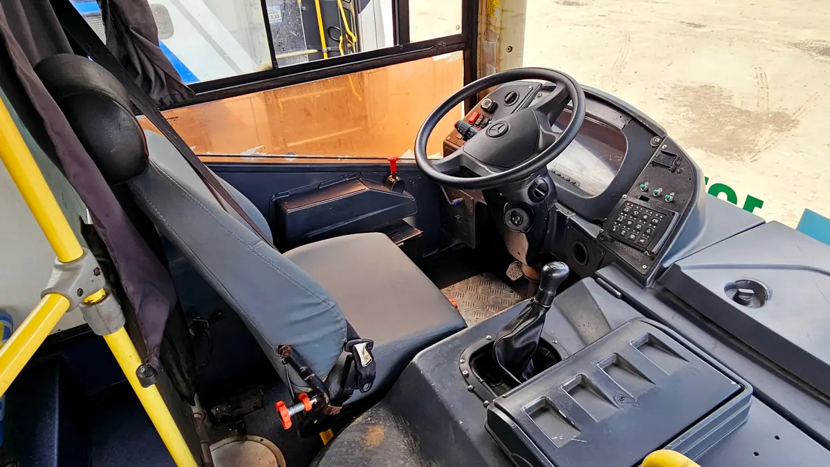 Comil Svelto, Mercedes-Benz OF-1721 (208cv), 2014 — foto 12